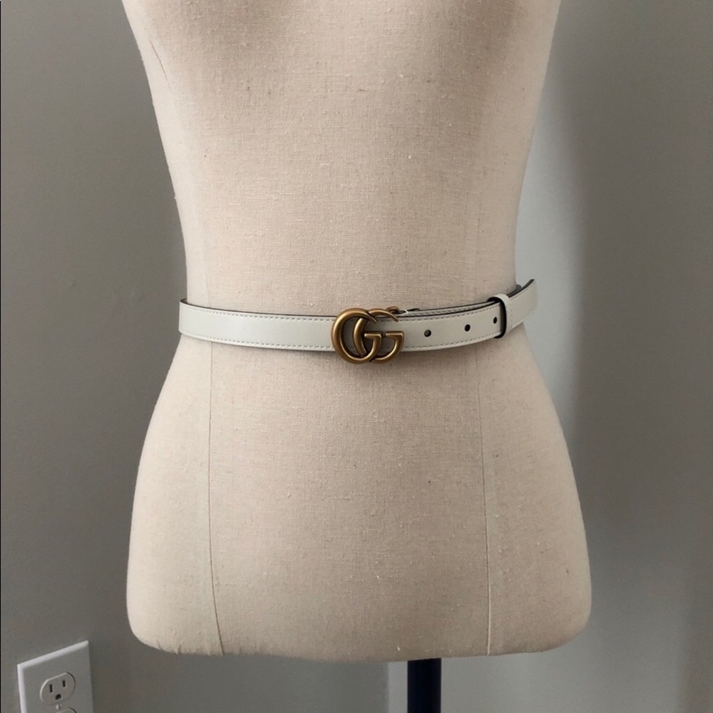 Gucci leather double g buckle belt size 75 XS